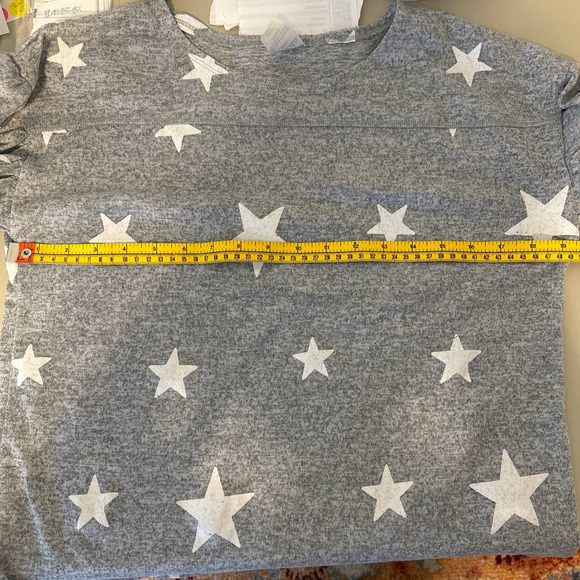 Mada Grey White Stars Puff Sleeve Top Size Medium Pre-owned - Picture 7 of 9